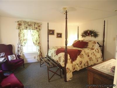 Alpine Haus Bed & Breakfast Inn Vernon Quarto foto