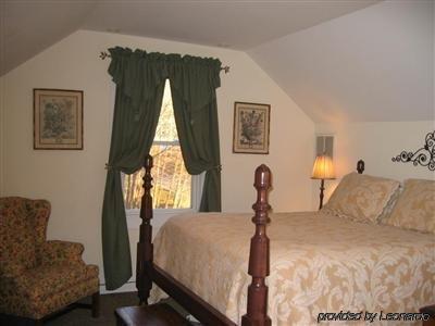 Alpine Haus Bed & Breakfast Inn Vernon Quarto foto